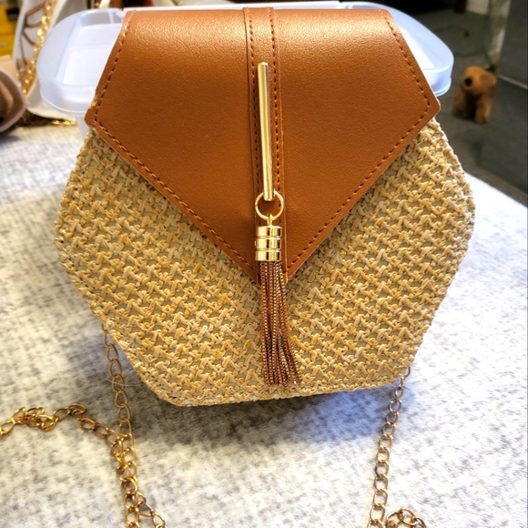 Purse - Picture 1 of 1